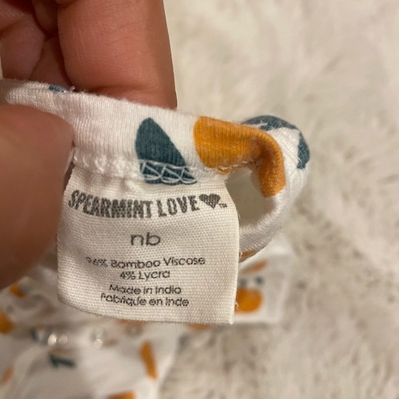 Spearmint love skirted bodysuit newborn oranges - Picture 3 of 4